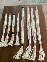 Load image into Gallery viewer, Macrame Plant Hanger
